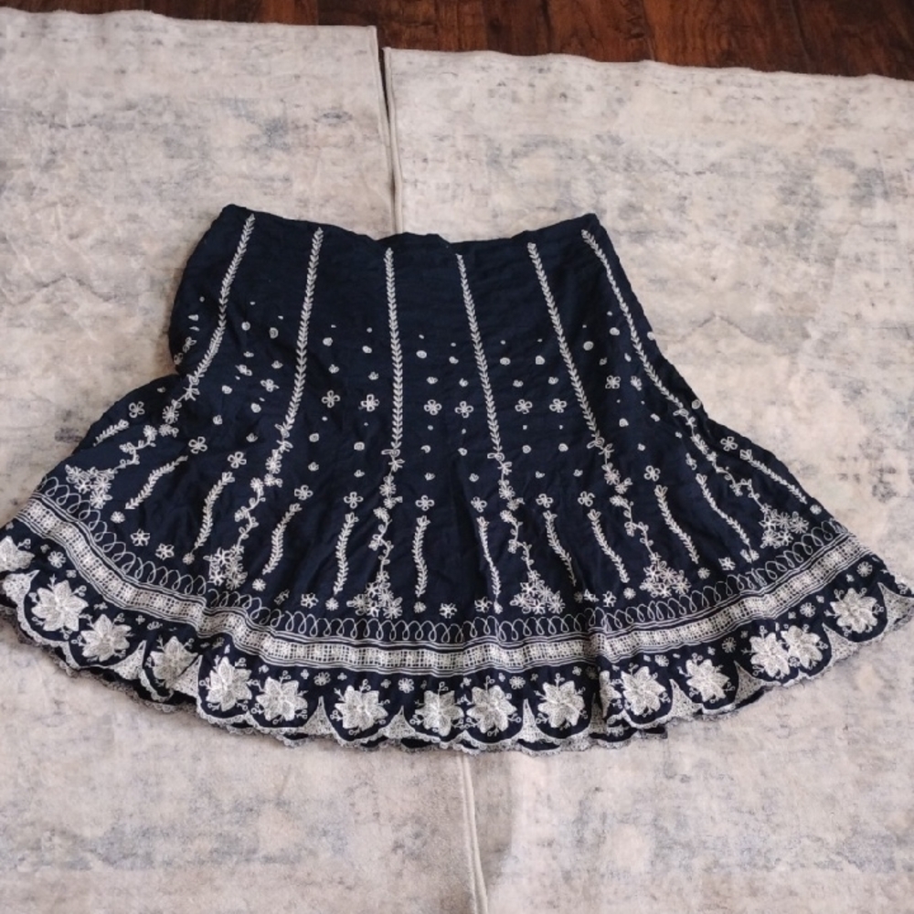 dressbarn Navy and White Embroidered A-Line Skirt